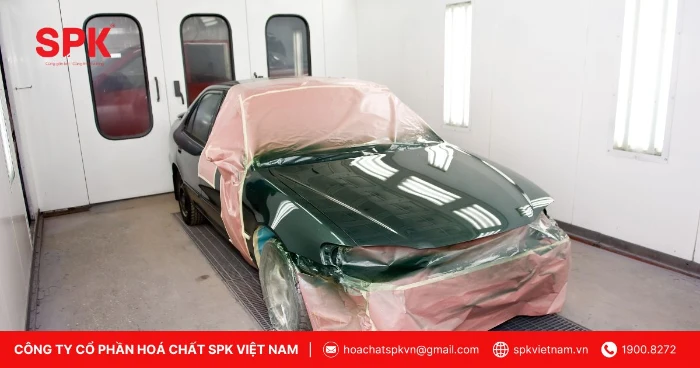Sơn xịt ô tô nhỏ gọn và dễ dàng thi công