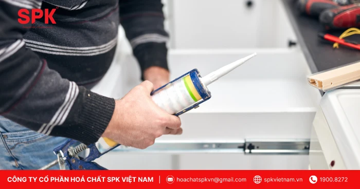 Keo Silicon Dán Sắt được Tạo Nên Từ Polymer Gốc Silicone